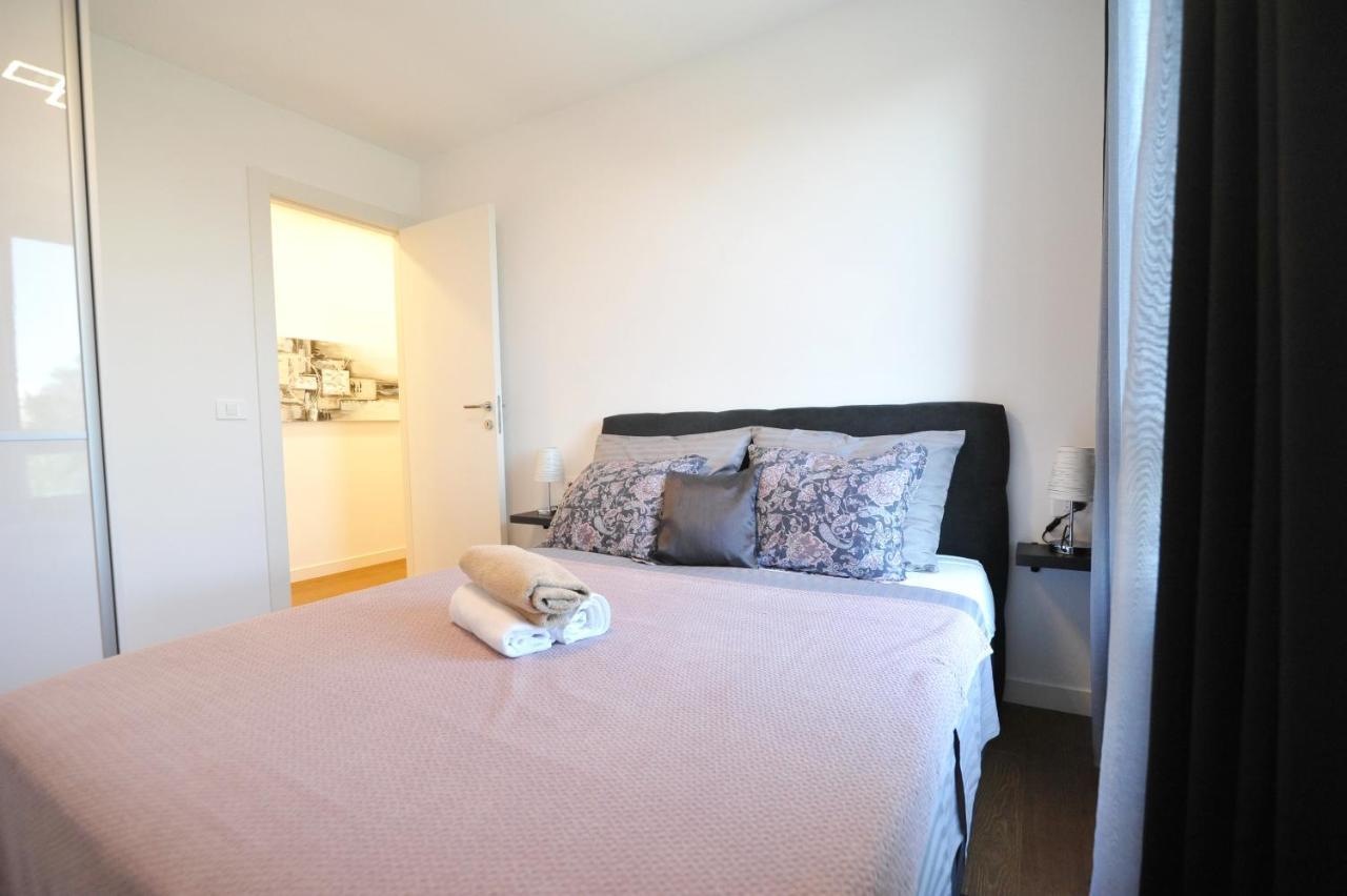 Novi Apartman Beti Blizu Plaze S Besplatnim Parkingom, Puntamika - Zadar Apartment Exterior photo